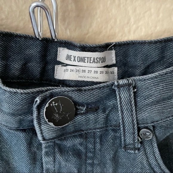 One Teaspoon Junkyard Button Fly Skirt Fox Black - Picture 7 of 10